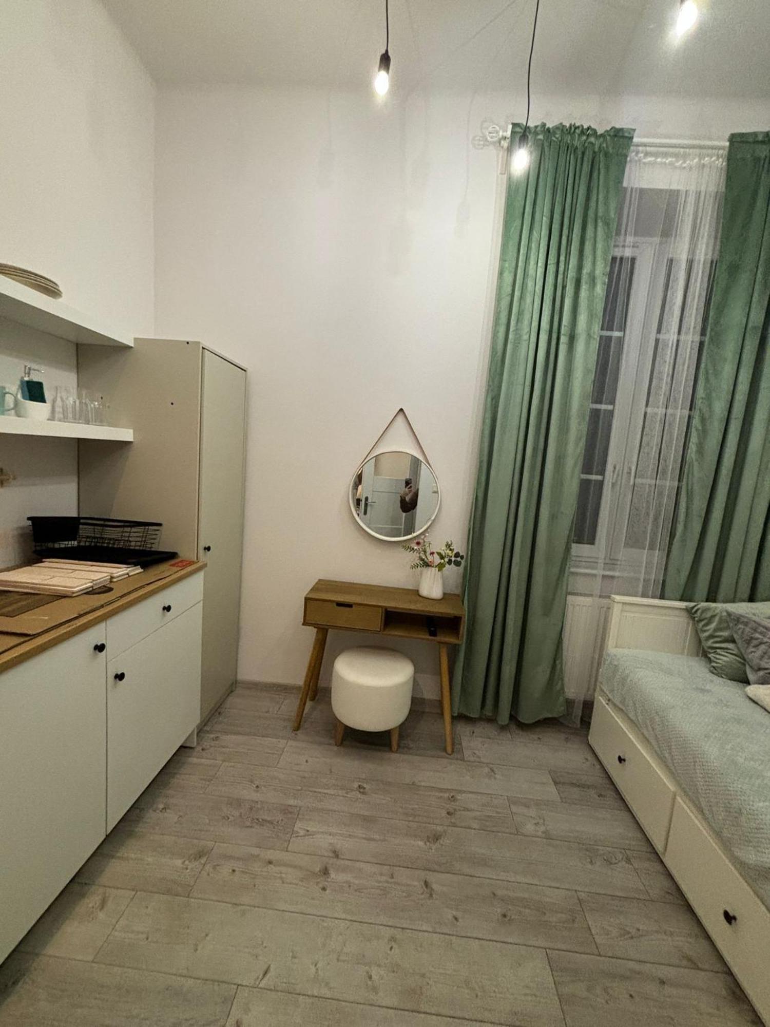 Vistula Riverside-Kazimierz Old Town Apartments Krakow Bagian luar foto
