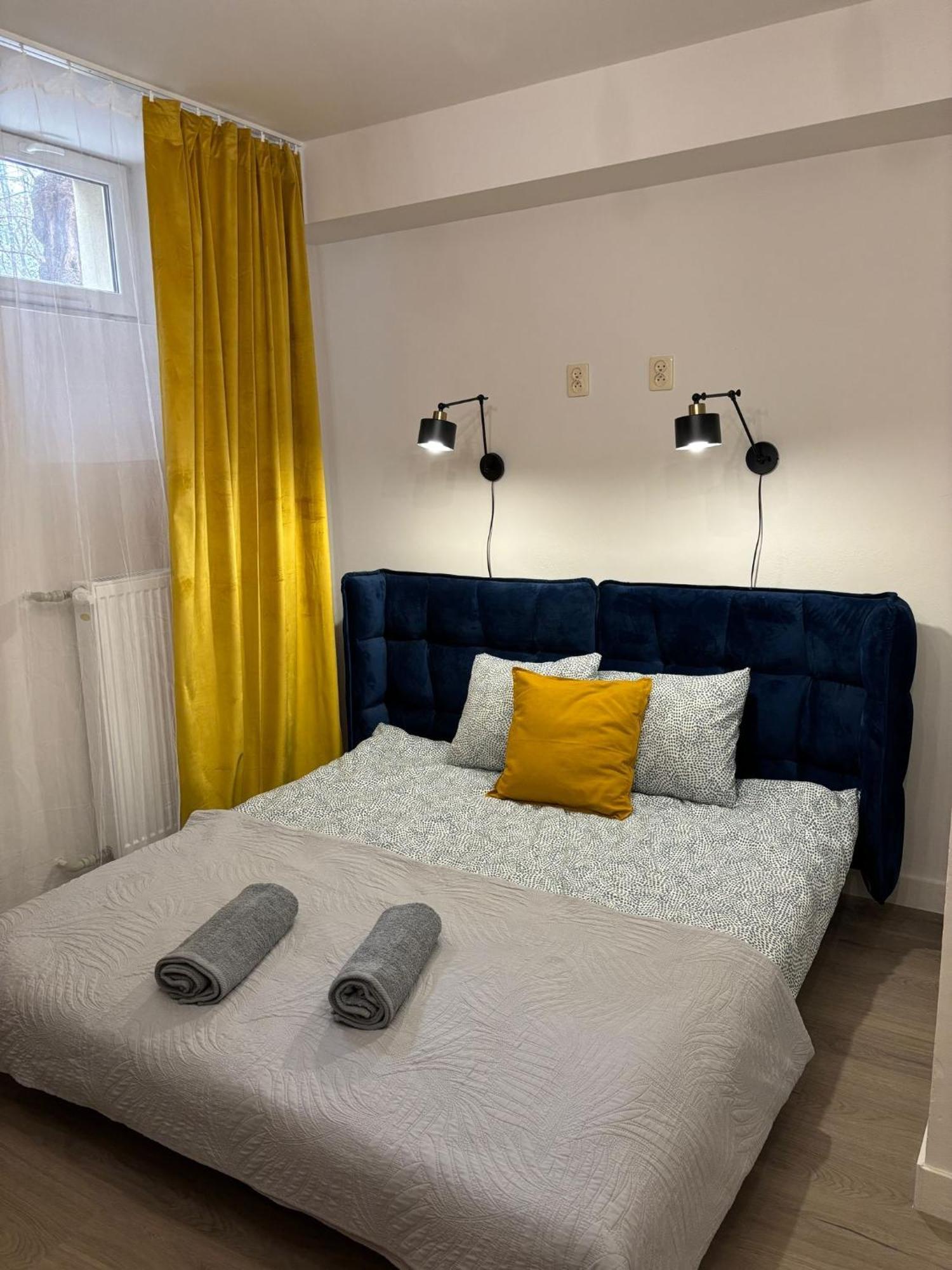 Vistula Riverside-Kazimierz Old Town Apartments Krakow Bagian luar foto